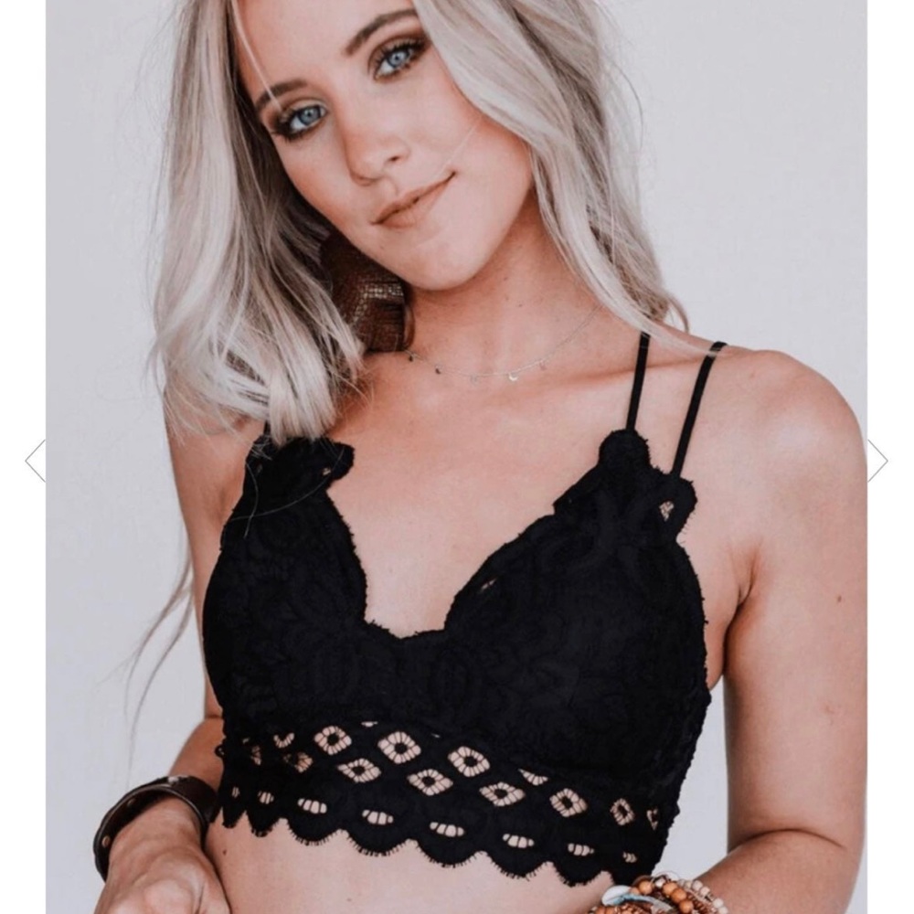 Aranza / Sophie Crochet Lace Bralette from Three Bird Nest